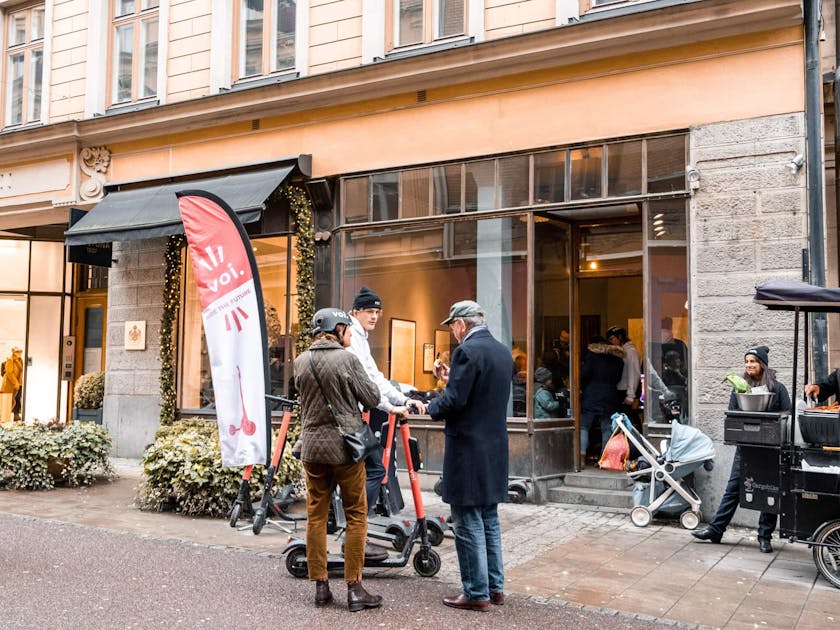 Voi Scooters Pop up Pimp My Helmet Campaign xnomad